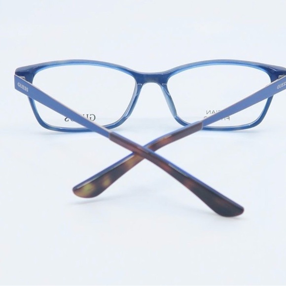 New- 🌸GUESS Women's Tortoiseshell Frames with Blue Temple Tips and Red Case - Picture 6 of 8